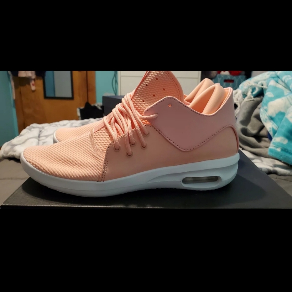 Jordan first class gg